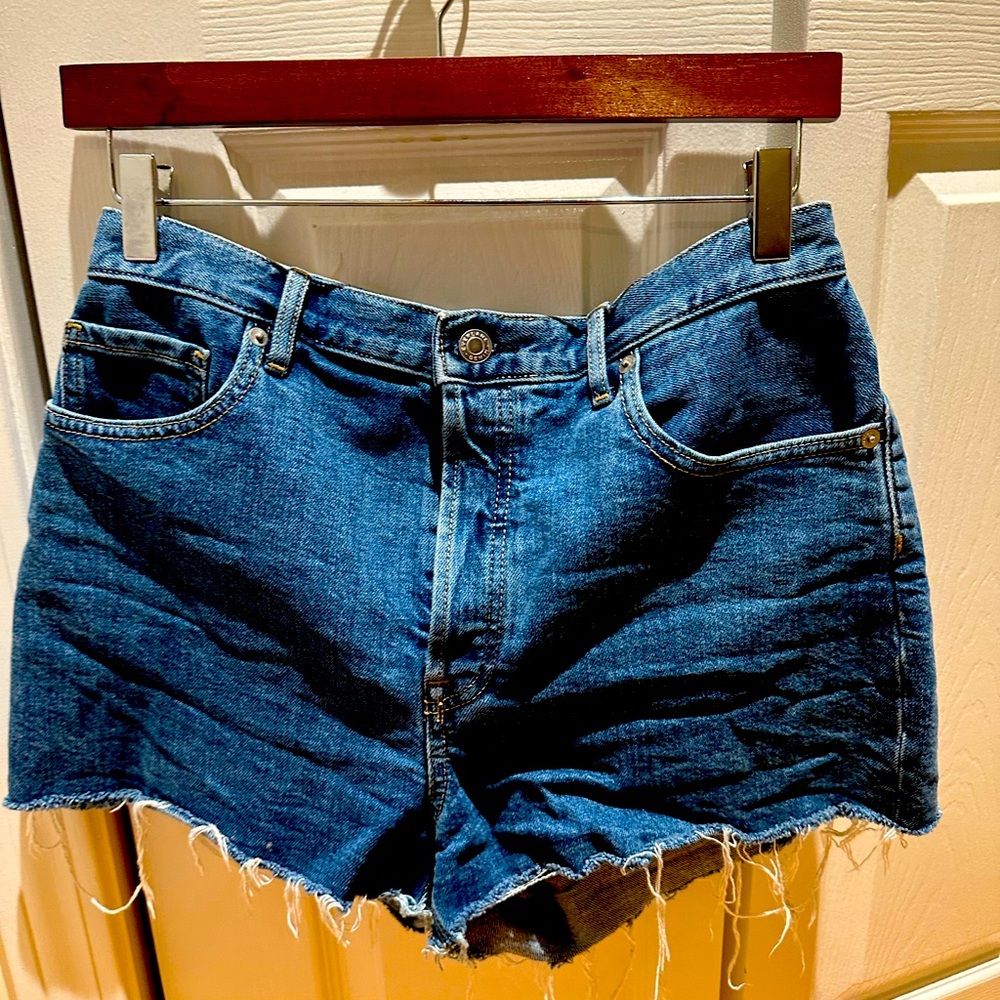 3 for 1! DENIM SHORTS - 3 color washes! Black, light blue and dark blue